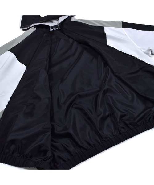 ZIDDY(ジディ)の「ZIDDY/【ニコ☆プチ4月号掲載】フード ロゴ入り カラー 切り替え ジャケット (130~160cm)(ブルゾン・キッズ・ブルー/グリーン・160/150/130/140)」の13枚目の写真
