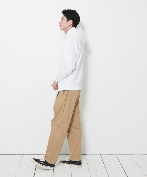 OUTDOOR PRODUCTS APPAREL(アウトドアプロダクツアパレル)の「防シワ UVカット フードエンボスロゴプルオーバーパーカー イージーケア商材 ワンポイントブランドロゴ(パーカー・メンズ・ホワイト/ブラック/カーキ・MEDIUM/LARGE/X-LARGE)」の16枚目の写真