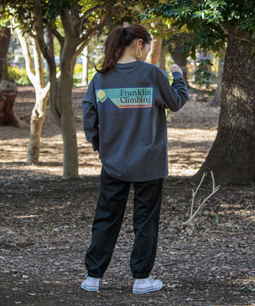 Franklin Climbing（フランクリンクライミング）の「【Franklin Climbing/フランクリンクライミング】エッセンシャルボックスロゴ バックプリントロンT（Tシャツ/カットソー・メンズ・ホワイト/チャコールグレー/グレー/ターコイズブルー/オレンジ・SMALL/MEDIUM/LARGE）」の17枚目の写真