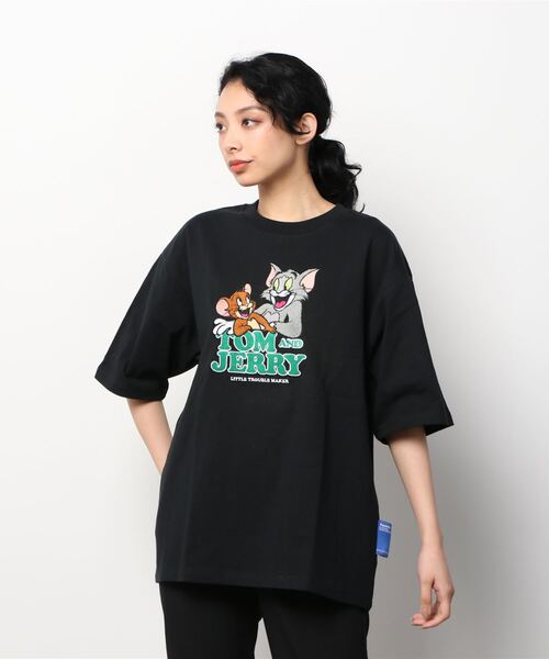 Tom&Jerry(トムアンドジェリー)の「【TOM&JERRY/トムとジェリー】サガラ刺繍エンブレムTシャツ/ビックシルエット(Tシャツ/カットソー・レディース・ホワイト/ブラック/イエロー/ブルー・M/L)」の17枚目の写真
