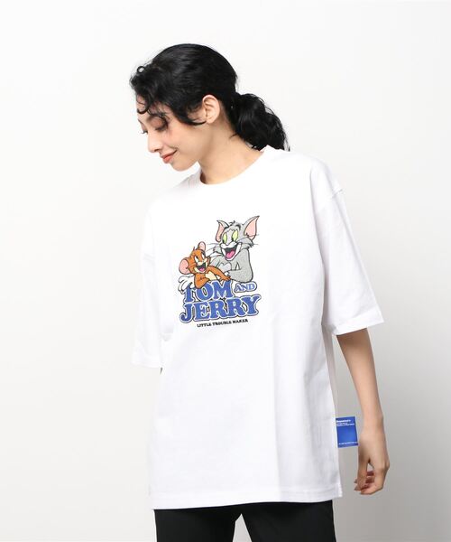 Tom&Jerry(トムアンドジェリー)の「【TOM&JERRY/トムとジェリー】サガラ刺繍エンブレムTシャツ/ビックシルエット(Tシャツ/カットソー・レディース・ホワイト/ブラック/イエロー/ブルー・M/L)」の14枚目の写真