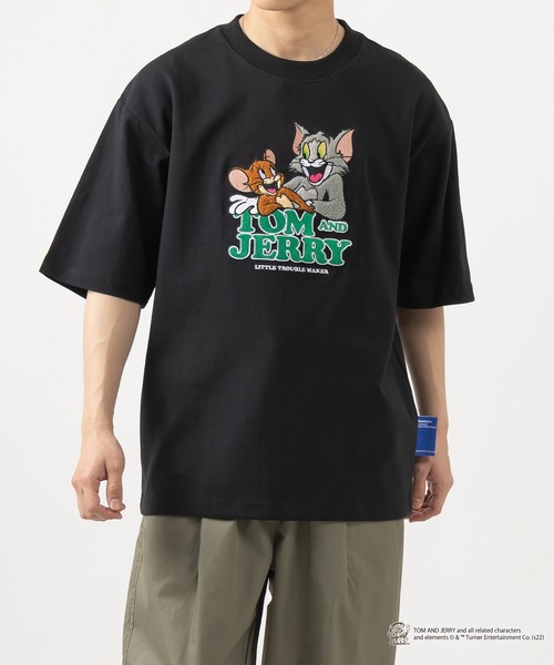 Tom&Jerry(トムアンドジェリー)の「【TOM&JERRY/トムとジェリー】サガラ刺繍エンブレムTシャツ/ビックシルエット(Tシャツ/カットソー・レディース・ホワイト/ブラック/イエロー/ブルー・M/L)」の19枚目の写真