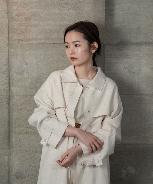 I_am（アイアム）の「nuance jacquard piping jacket（その他アウター・レディース・ベージュ/オレンジ系/オフホワイト・FREE）」の4枚目の写真