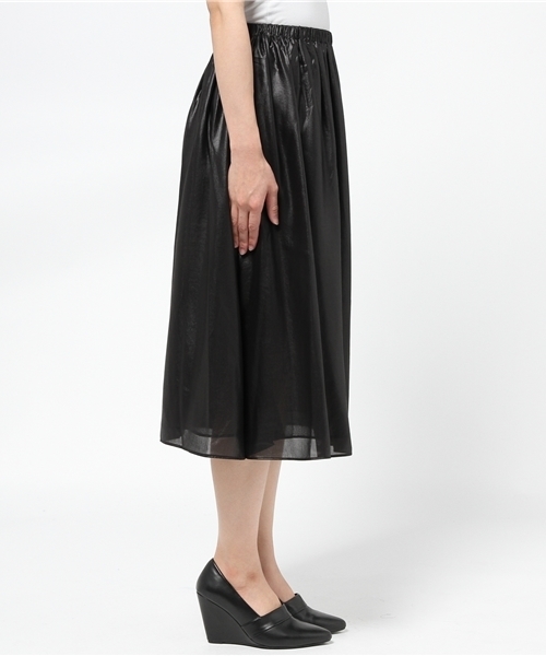 WHO'S WHO gallery（フーズフーギャラリー）の「【Wal2】ギャザーミモレ丈スカート（スカート・レディース・オフホワイト/ブラック・FREE）」の4枚目の写真