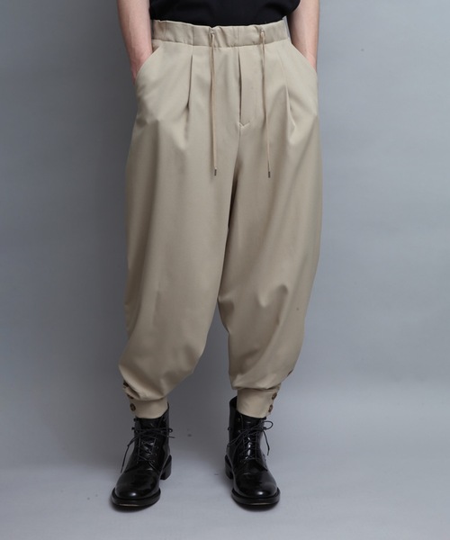 ato（アトウ）の「CUFFLINKS PANTS（その他パンツ・メンズ・ブラック/ベージュ/サックスブルー・44/46/48）」の3枚目の写真