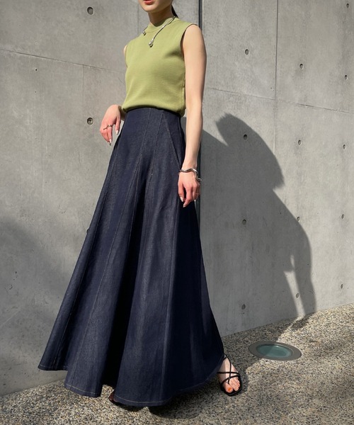 &g'aime（アンジェム）の「【&g’aime】デニムフレアスカート（デニムスカート・レディース・ブラック/ネイビー・FREE）」の11枚目の写真