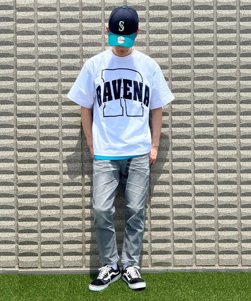 BEATJIVE(ビートジャイブ)の「カレッジロゴ Tシャツ ビッグシルエット RAVENA 半袖 メンズ(Tシャツ/カットソー・メンズ・オフホワイト/グレー/ネイビー・LARGE/MEDIUM)」の6枚目の写真