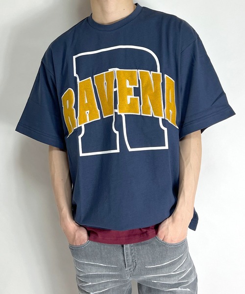 BEATJIVE(ビートジャイブ)の「カレッジロゴ Tシャツ ビッグシルエット RAVENA 半袖 メンズ(Tシャツ/カットソー・メンズ・オフホワイト/グレー/ネイビー・LARGE/MEDIUM)」の4枚目の写真