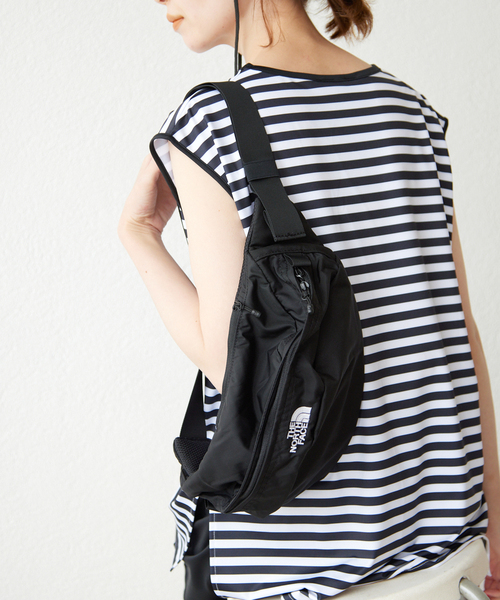 SLOBE IENA（スローブイエナ）の「【THE NORTH FACE/ ザノースフェイス】 SWEEP（ショルダーバッグ・レディース・カーキ/ブラック・FREE）」の2枚目の写真