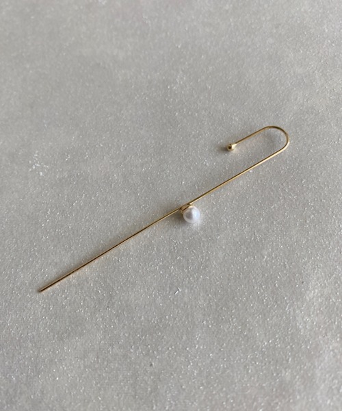 ciite'(シーテ)の「イヤーラップ パールピアス(片耳用)(ピアス(片耳用)・レディース・シルバー/ゴールド・FREE)」の4枚目の写真