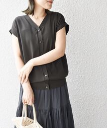 *〈洗濯機可能〉Vネックボタンニットベスト◆