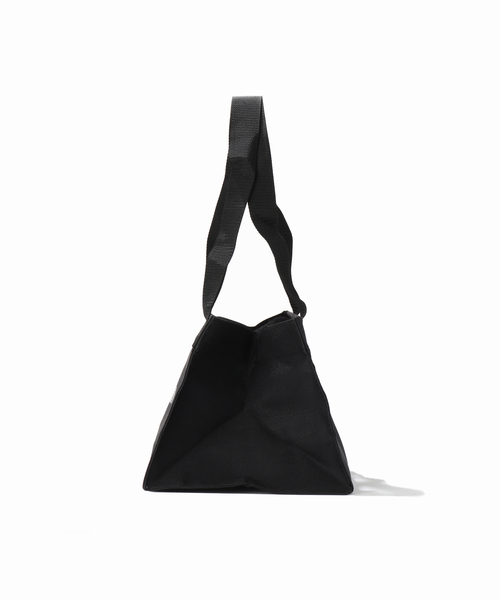 HIGHTIDE(ハイタイド)の「HIGHTIDE/ハイタイド:カーゴバッグS(トートバッグ・メンズ・ブラック/カーキ・FREE)」の4枚目の写真