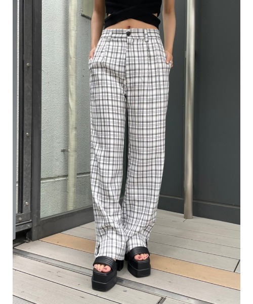 ENVYM（アンビー）の「２タックチェックＰＴ（その他パンツ・レディース・ホワイト/ブラック・FREE）」の2枚目の写真