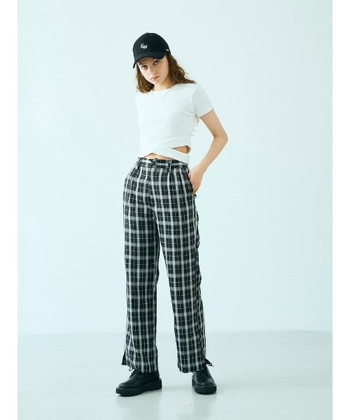 ENVYM（アンビー）の「２タックチェックＰＴ（その他パンツ・レディース・ホワイト/ブラック・FREE）」の9枚目の写真