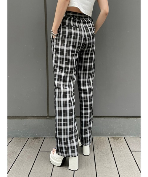 ENVYM（アンビー）の「２タックチェックＰＴ（その他パンツ・レディース・ホワイト/ブラック・FREE）」の12枚目の写真