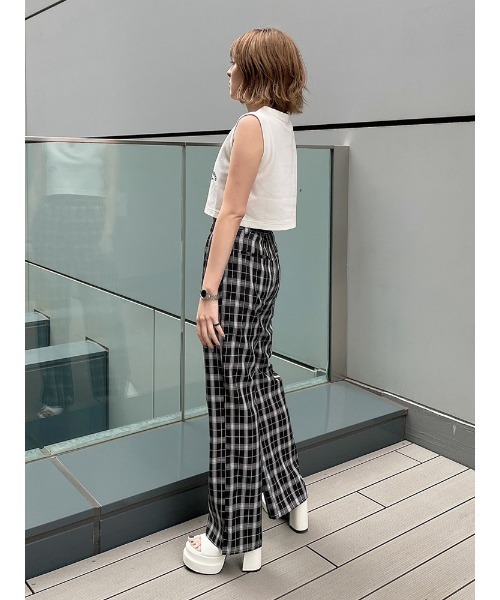ENVYM（アンビー）の「２タックチェックＰＴ（その他パンツ・レディース・ホワイト/ブラック・FREE）」の3枚目の写真