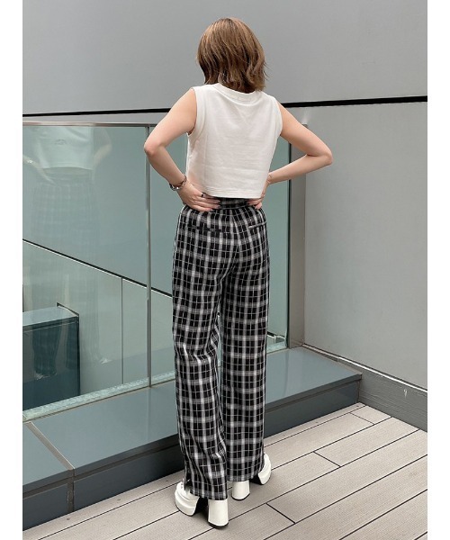 ENVYM（アンビー）の「２タックチェックＰＴ（その他パンツ・レディース・ホワイト/ブラック・FREE）」の7枚目の写真