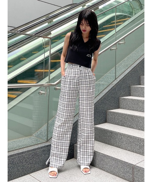 ENVYM（アンビー）の「２タックチェックＰＴ（その他パンツ・レディース・ホワイト/ブラック・FREE）」の15枚目の写真