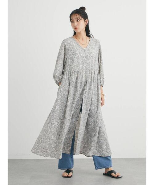 CRAFT STANDARD BOUTIQUE(クラフトスタンダードブティック)の「オリエンタル柄ジョーゼットワンピース *(ワンピース・レディース・ライトグレー/ネイビー・FREE)」の20枚目の写真