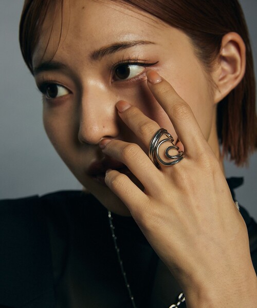 UNITED TOKYO（ユナイテッドトウキョウ）の「スパイラルラインリング（リング・メンズ・シルバー・0）」の15枚目の写真