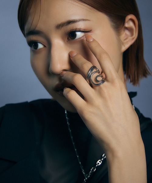 UNITED TOKYO（ユナイテッドトウキョウ）の「スパイラルラインリング（リング・メンズ・シルバー・0）」の13枚目の写真