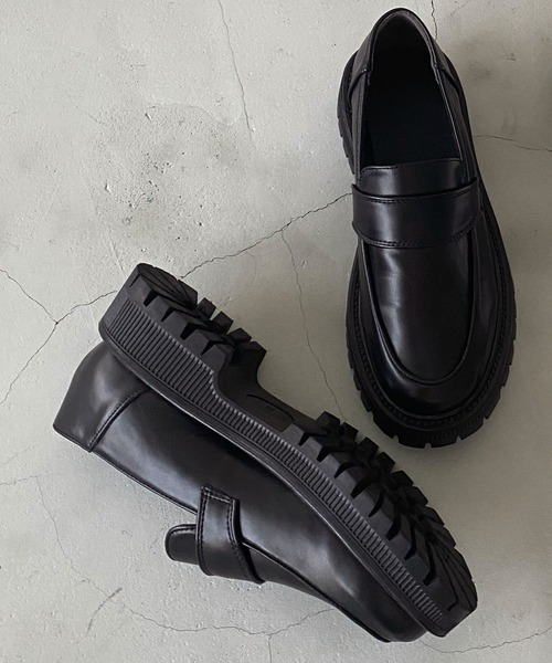 Chaco closet(チャコ クローゼット)の「厚底タンクソールローファー(ローファー・レディース・ブラック/ブラウン/アイボリー・S/M/L)」の18枚目の写真