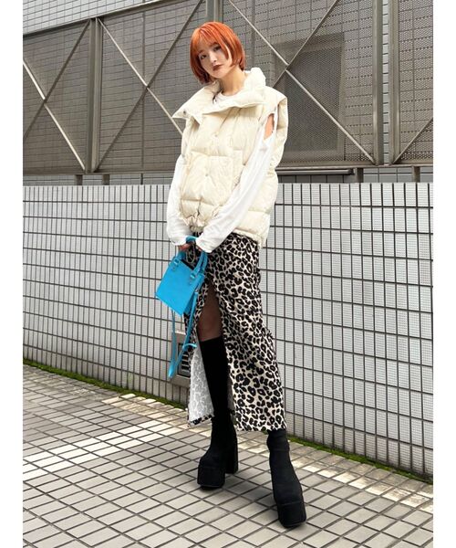 EMODA（エモダ）の「ビンテージクラッシュロングTシャツ（Tシャツ/カットソー・レディース・ホワイト/ブラック/レッド・FREE）」の12枚目の写真