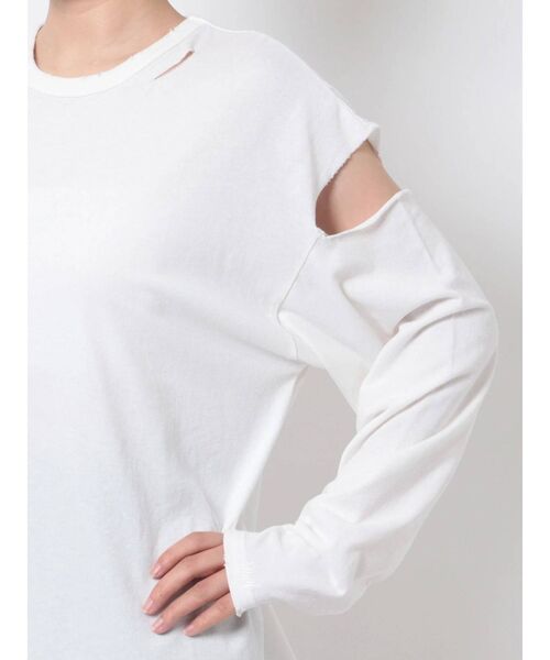 EMODA（エモダ）の「ビンテージクラッシュロングTシャツ（Tシャツ/カットソー・レディース・ホワイト/ブラック/レッド・FREE）」の13枚目の写真