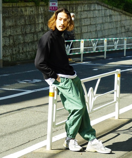 UNIIT(ユニット)の「【UNIIT/ユニット】11oz 裏起毛 ビッグシルエット タートルネック スウェット トレーナー(スウェット・メンズ・杢グレー/ネイビー/ブラック・MEDIUM/LARGE/X-LARGE)」の21枚目の写真