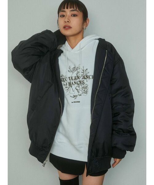 EMODA（エモダ）の「エンブロイダリーオーバーフーディ―（パーカー