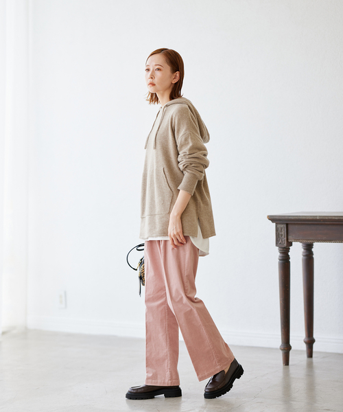 JOURNAL STANDARD（ジャーナルスタンダード）の「ファインラムズウールカシミヤ混フーディ（ニット/セーター・レディース・ブラック/ベージュ/レッド・FREE）」の20枚目の写真