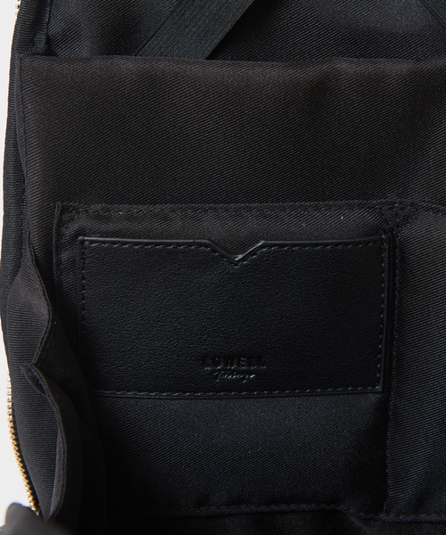 LOWELL things(ロウェル シングス)の「【Produce byスタイリスト小山田早織】10ポケット ORIGINAL BAGPACK MINI(バックパック/リュック・レディース・ブラック/アイボリー・フリー)」の17枚目の写真