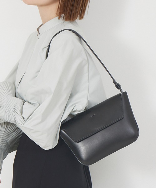 YAHKI（ヤーキ）の「【YAHKI/ヤーキ】W FACE ショルダーバッグ（ショルダーバッグ・レディース・ホワイト/ブラック・フリー）」の2枚目の写真