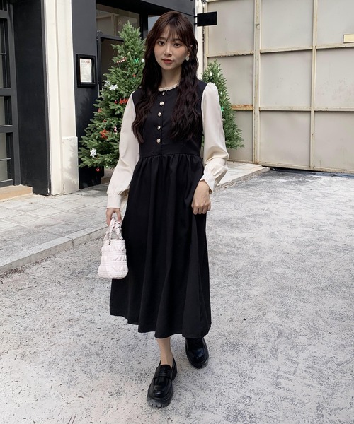 EPICKS（エピックス）の「ゴールドボタンレースロングワンピース（ワンピース・レディース・ブラック・S/M/L）」の20枚目の写真