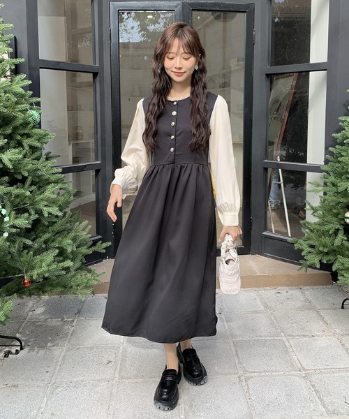 EPICKS（エピックス）の「ゴールドボタンレースロングワンピース（ワンピース・レディース・ブラック・S/M/L）」の22枚目の写真