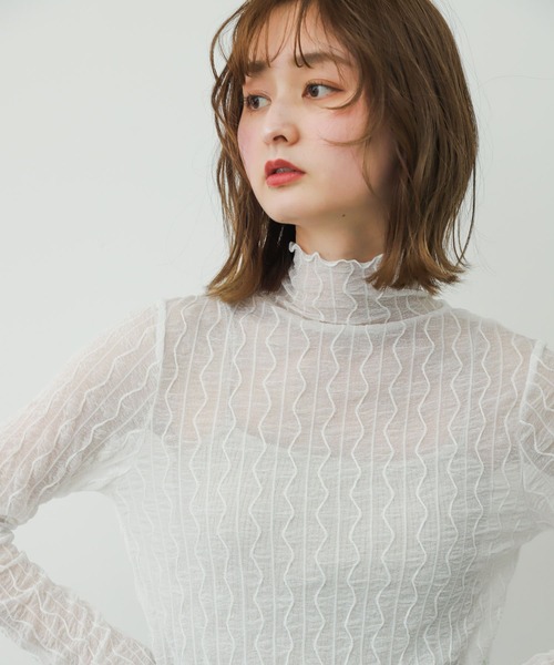 SENSE OF PLACE by URBAN RESEARCH（センスオブプレイスバイアーバンリサーチ）の「ウェーブパターンハイネックシアートップ（Tシャツ/カットソー・レディース・ブラック/ベージュ/オフホワイト・ONE）」の4枚目の写真