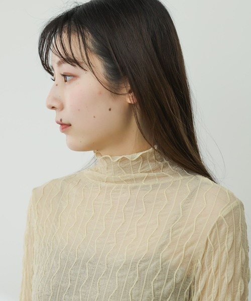 SENSE OF PLACE by URBAN RESEARCH（センスオブプレイスバイアーバンリサーチ）の「ウェーブパターンハイネックシアートップ（Tシャツ/カットソー・レディース・ブラック/ベージュ/オフホワイト・ONE）」の20枚目の写真