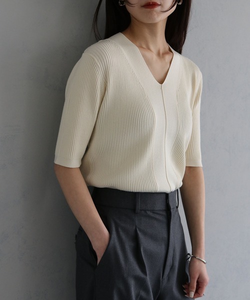 cheriella（シェリエラ）の「【cheriella】WEB限定 ベーシックサマーニット１（ニット/セーター・レディース・アイボリー/ブラック/ホワイト×ブラック/カーキ/ブラウン/チャコールグレー/ブルーグリーン/テラコッタ・M）」の14枚目の写真