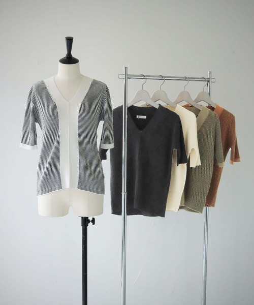 cheriella（シェリエラ）の「【cheriella】WEB限定 ベーシックサマーニット１（ニット/セーター・レディース・アイボリー/ブラック/ホワイト×ブラック/カーキ/ブラウン/チャコールグレー/ブルーグリーン/テラコッタ・M）」の11枚目の写真