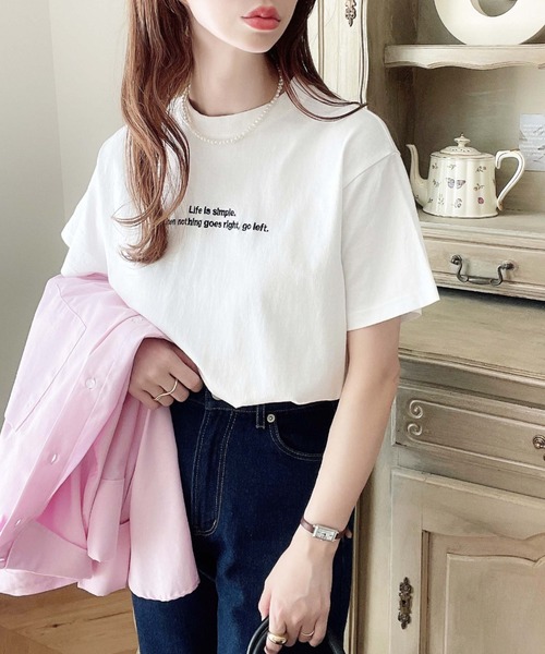 moment+（モーメントプラス）の「ロゴ刺繍半袖Tシャツ（Tシャツ/カットソー・レディース・ブラック/オフホワイト/ピンク/オートミール/チャコールグレー/グレイッシュベージュ/ブルー・M/L）」の14枚目の写真