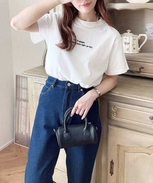 moment+（モーメントプラス）の「ロゴ刺繍半袖Tシャツ（Tシャツ/カットソー・レディース・ブラック/オフホワイト/ピンク/オートミール/チャコールグレー/グレイッシュベージュ/ブルー・M/L）」の13枚目の写真