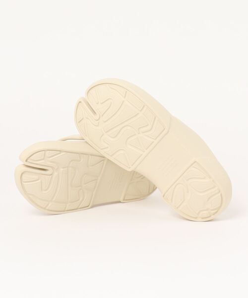 PAES（ペイズ）の「【Paes/ペイズ/フェーズ】FLIPFLOP タビ リカバリーサンダル（サンダル・レディース・ブラック/ホワイト/グレイッシュベージュ/グレー・35/36/37/38）」の14枚目の写真