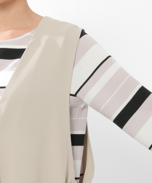 ikka(イッカ)の「ノーカラーサイドスリットジレ(ベスト・レディース・ブラック/ベージュ・S/M/L)」の18枚目の写真