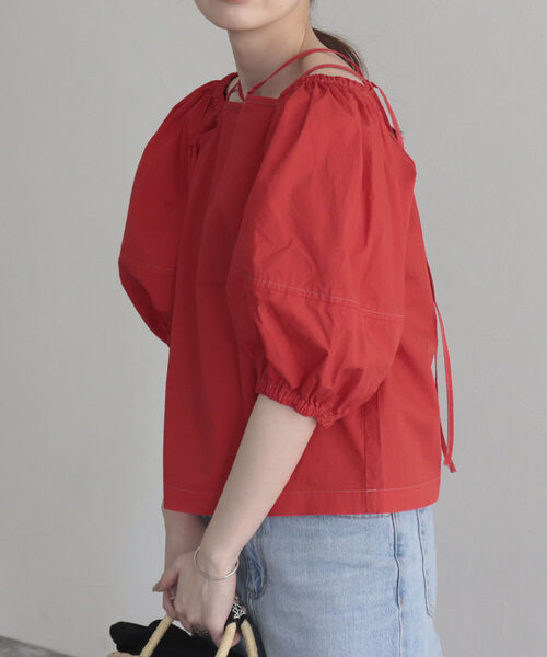 fredy emue（フレディエミュ）の「マルチウェイ袖ボリュームブラウス（シャツ/ブラウス・レディース・ネイビー/オフホワイト/レッド・38）」の20枚目の写真