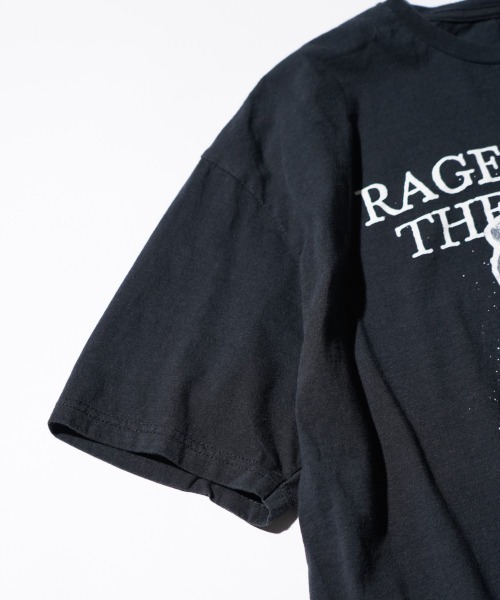 2AM(ツーエイエム)の「THRIFTY LOOK /スリフティールック "RAGE AGAINST THE MACHINE"TEE(Tシャツ/カットソー・メンズ・ブラック/ワイン/ブラック系1/ブラック系2/ホワイト・X-LARGE/LARGE/MEDIUM/XX-LARGE)」の8枚目の写真