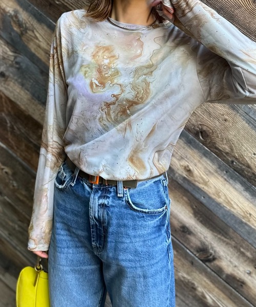 mi via loca(ミヴィアロカ)の「アソート アブストラクト・レオパード・花柄チュールトップス(Tシャツ/カットソー・レディース・ホワイト/ブラック/ブラック系その他/ブルー/ベージュ/ナチュラル/グレー/ブラック系1/ホワイト系1・FREE)」の6枚目の写真