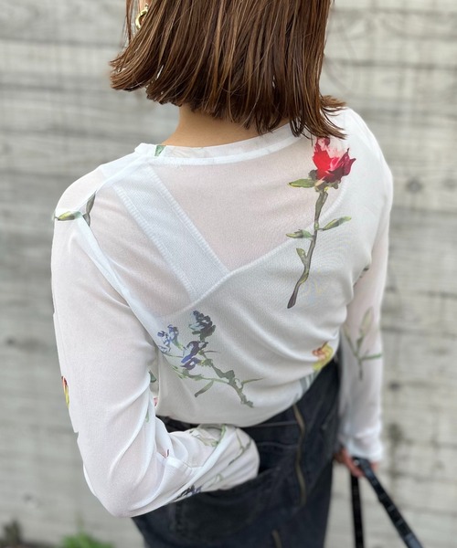 mi via loca(ミヴィアロカ)の「アソート アブストラクト・レオパード・花柄チュールトップス(Tシャツ/カットソー・レディース・ホワイト/ブラック/ブラック系その他/ブルー/ベージュ/ナチュラル/グレー/ブラック系1/ホワイト系1・FREE)」の2枚目の写真