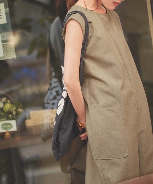 KOBE LETTUCE（コウベレタス）の「[ 田中亜希子さんコラボ ] リネンライクオールインワン（つなぎ/オールインワン・レディース・サンドベージュ/ダークネイビー/ブルー・M/PM）」の14枚目の写真