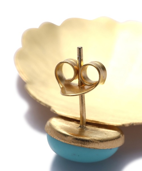 ROSE BUD(ローズバッド)の「(Eneida Franca)カラーパーツ×大振りシェルモチーフピアス(ピアス(両耳用)・レディース・ホワイト/ブルー・FREE)」の6枚目の写真