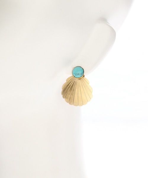 ROSE BUD(ローズバッド)の「(Eneida Franca)カラーパーツ×大振りシェルモチーフピアス(ピアス(両耳用)・レディース・ホワイト/ブルー・FREE)」の7枚目の写真